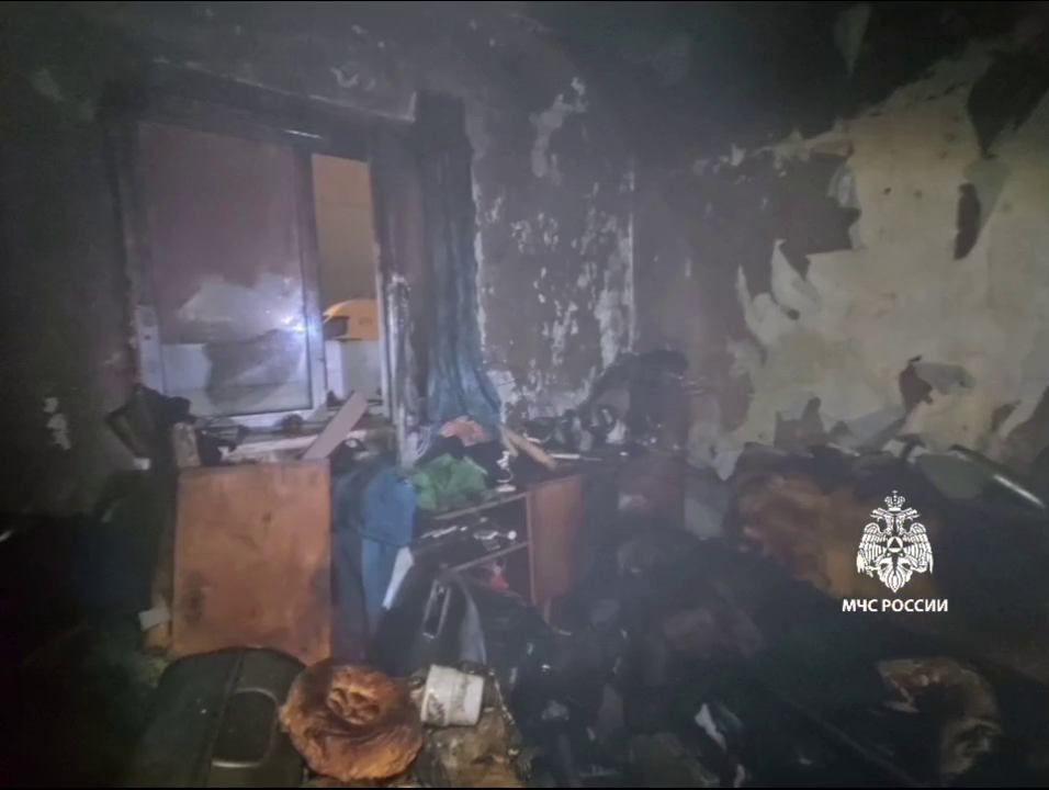 В Альметьевске мужчина погиб при пожаре из-за оставленной свечи