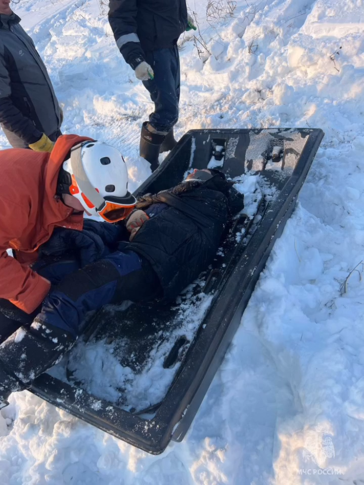 В Высокогорском районе Татарстана лыжник тяжело пострадал, врезавшись в дерево
