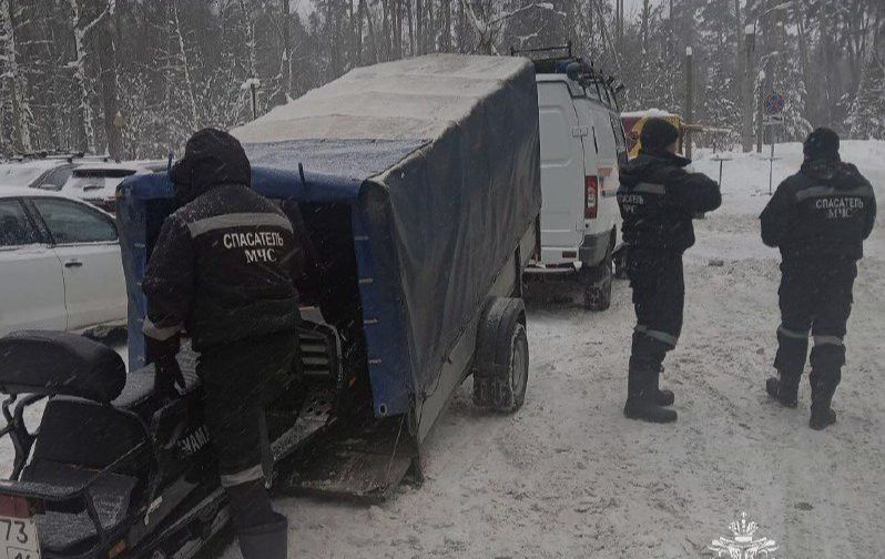 У Лебяжьего спасатели нашли в лесу пожилую лыжницу с болезнью Альцгеймера