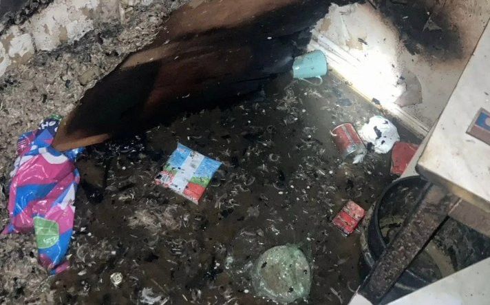 В Чистополе из-за непотушенной сигареты произошел пожар в жилом доме