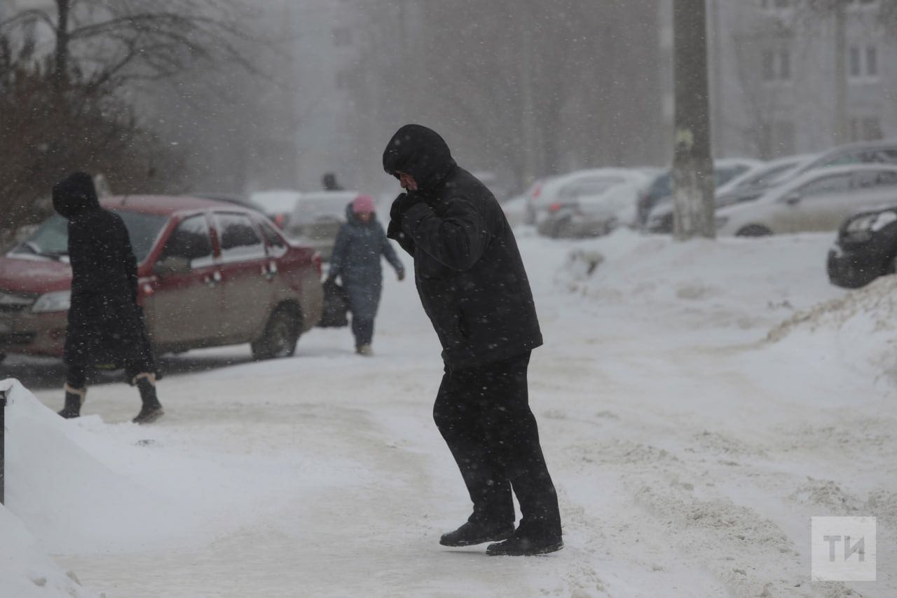 МЧС напомнило жителям Татарстана о мерах безопасности при морозах и ветре