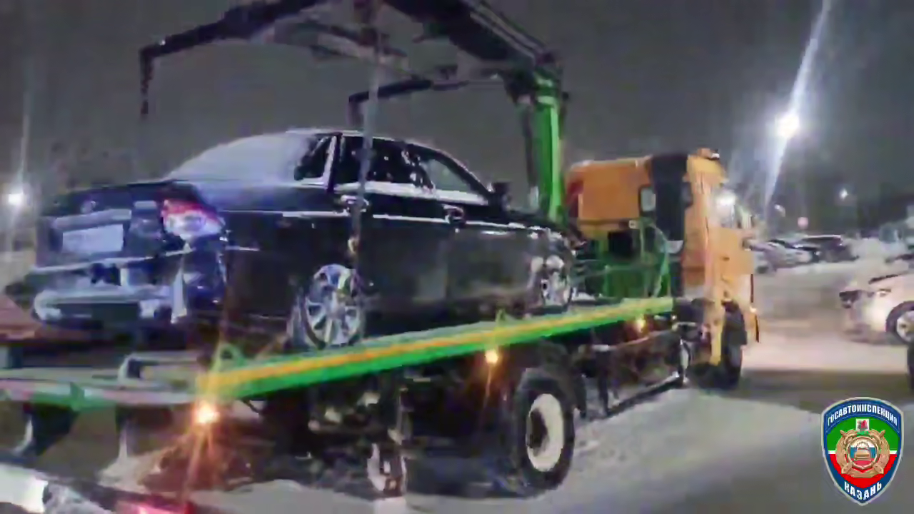 В Казани наказали водителя за дрифт на Кремлёвской набережной