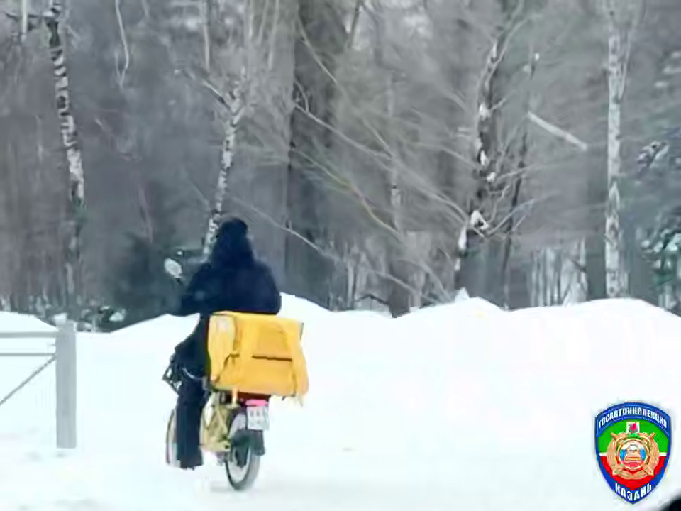 В Казани задержали курьера-нелегала на электровелосипеде