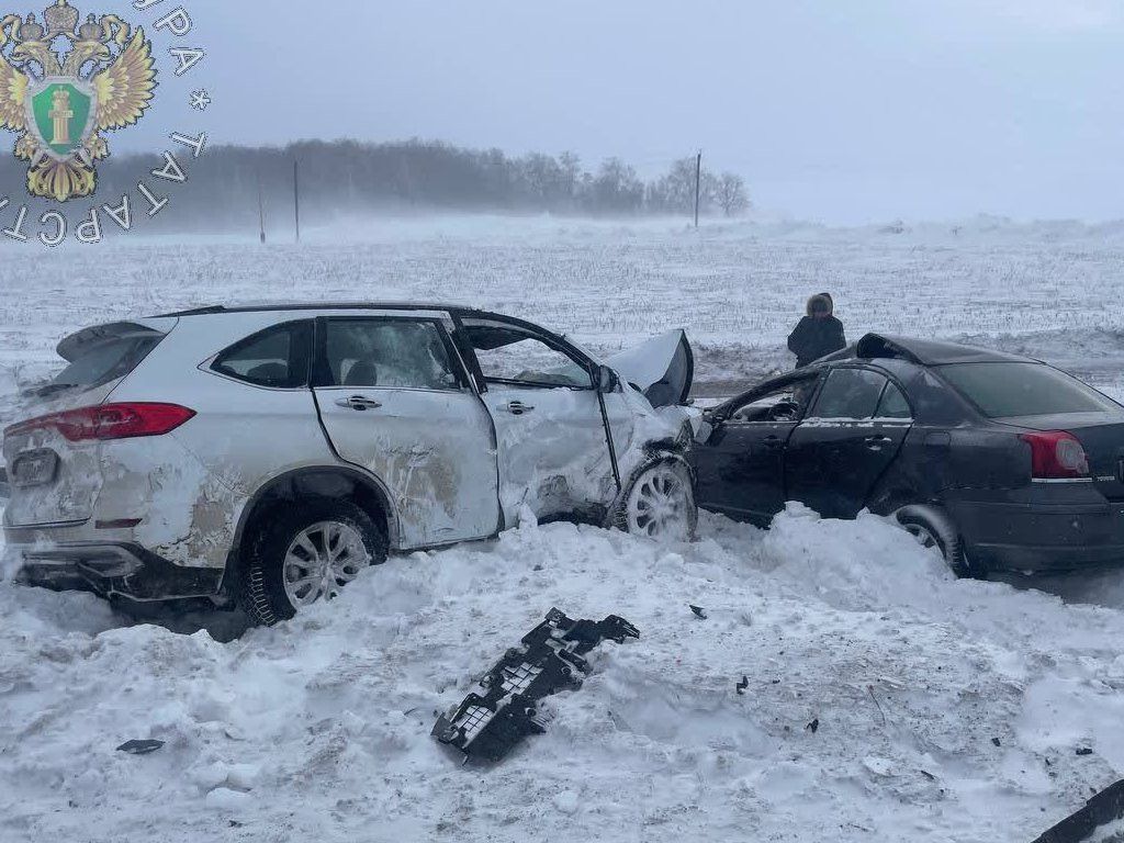 В массовом ДТП в Татарстане пострадал 15-летний подросток
