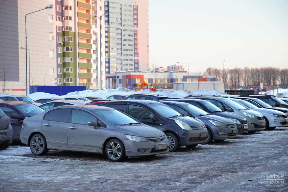 В Татарстане напомнили, какие автомобили нельзя оставлять во дворах