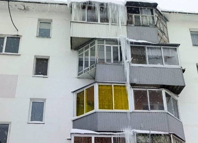 Осторожно, сосульки — опасность над головами