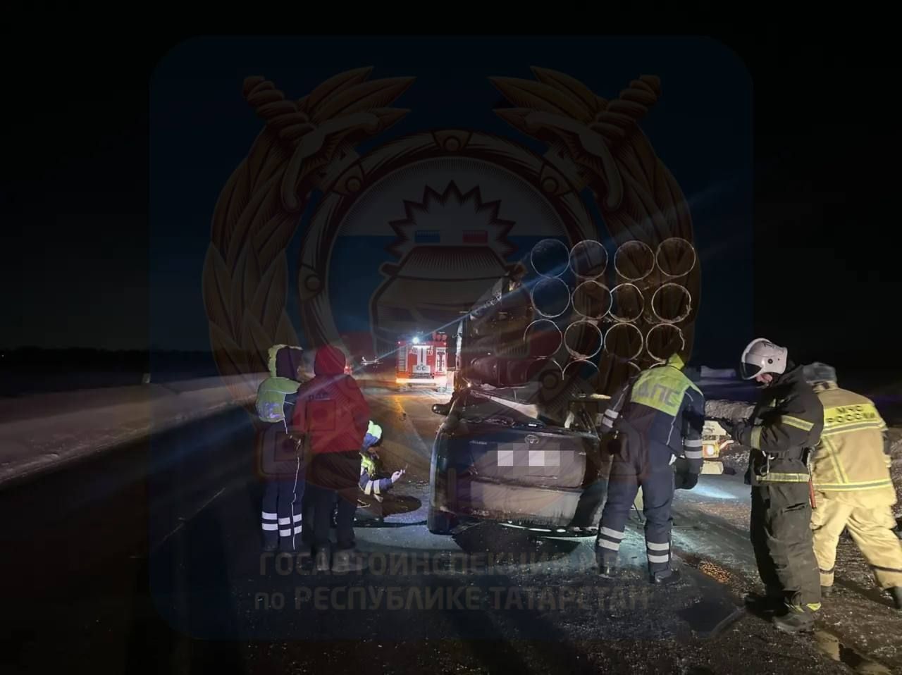 Смертельное ДТП на трассе М-7 в Татарстане: легковушка влетела под фуру