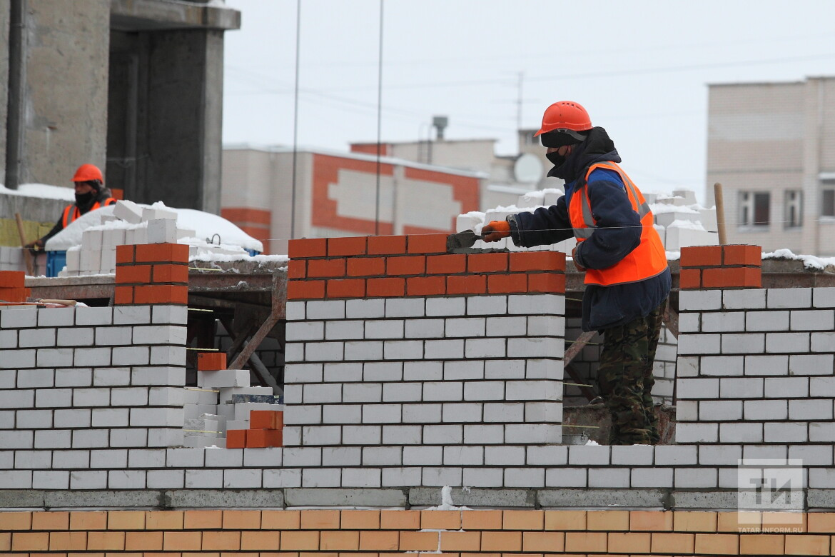 В Татарстане устранили большую часть нарушений охраны труда на стройках