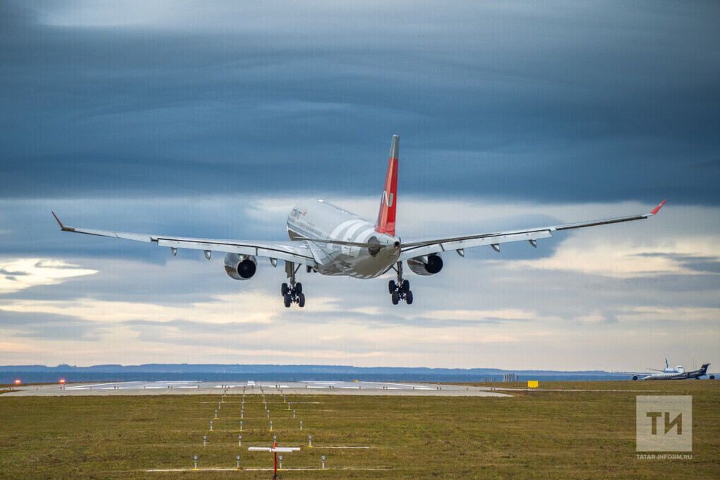 Рейс Фукуок — Казань задержали из-за сильного ветра