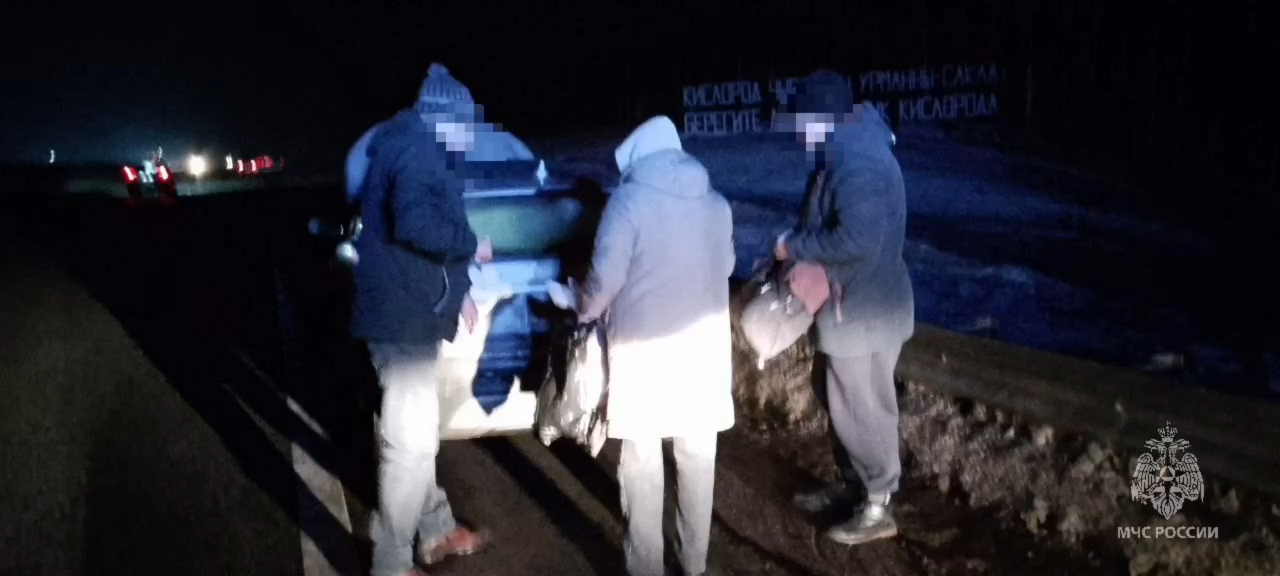 В Татарстане спасли семью с младенцем из сломавшейся машины