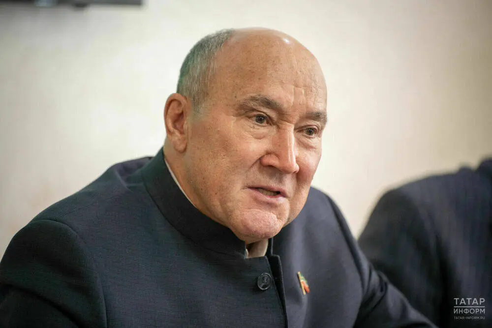 Марат Ахметов стал и.о. председателя Госсовета Татарстана