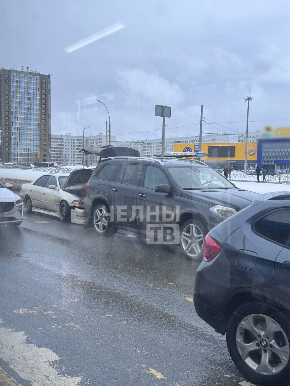 Авария на остановке «Пединститут»