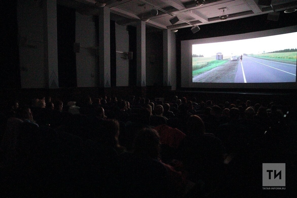 В Госдуме предложили включить спортивные фильмы в школьную программу