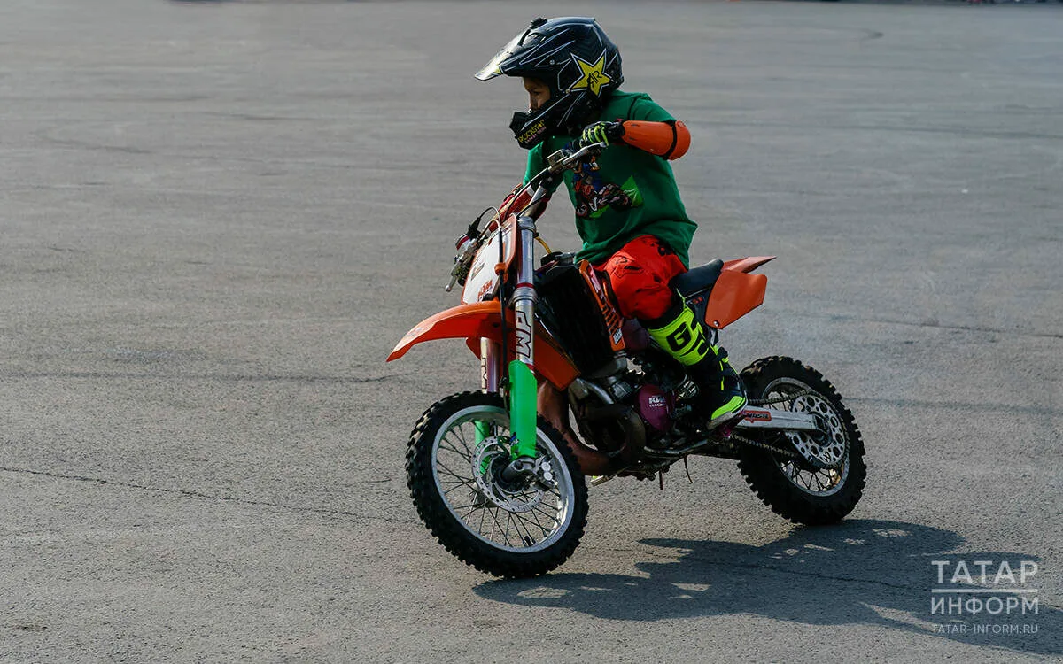 В Казани 8 питбайков отправили на штрафстоянку за езду без прав