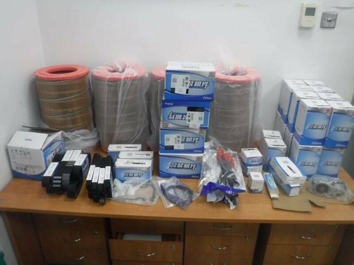 В Казани у пассажира изъяли 63 кг незадекларированных автозапчастей