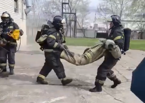 В Набережных Челнах проходят соревнования газодымозащитников МЧС