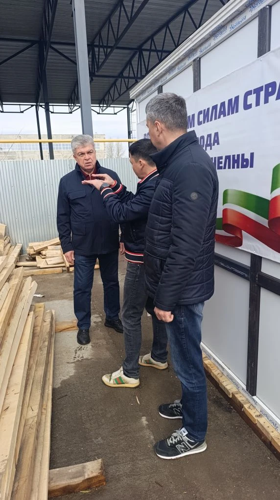 В Челнах для бойцов подготовили мобильные термомодули