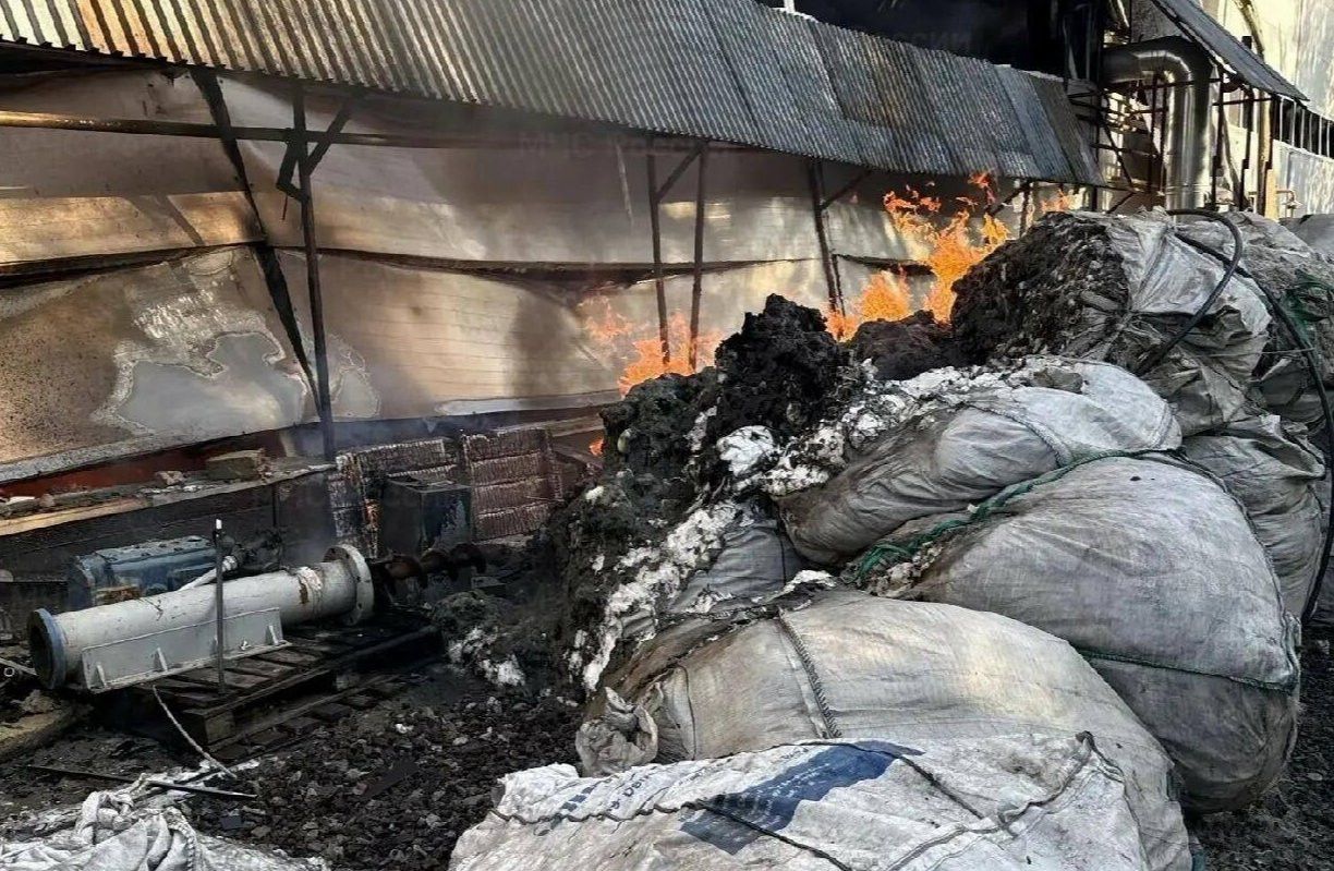 В Челнах ликвидировали крупный пожар на производственной площадке