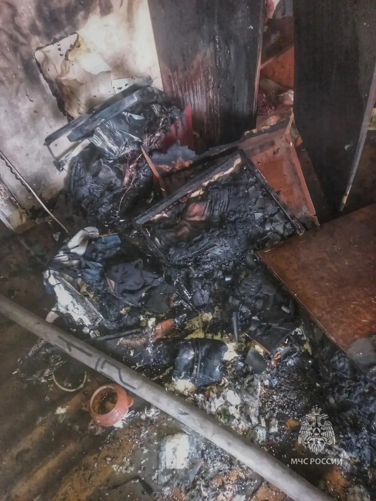 В Казани на пожаре в многоэтажке пострадала пожилая женщина
