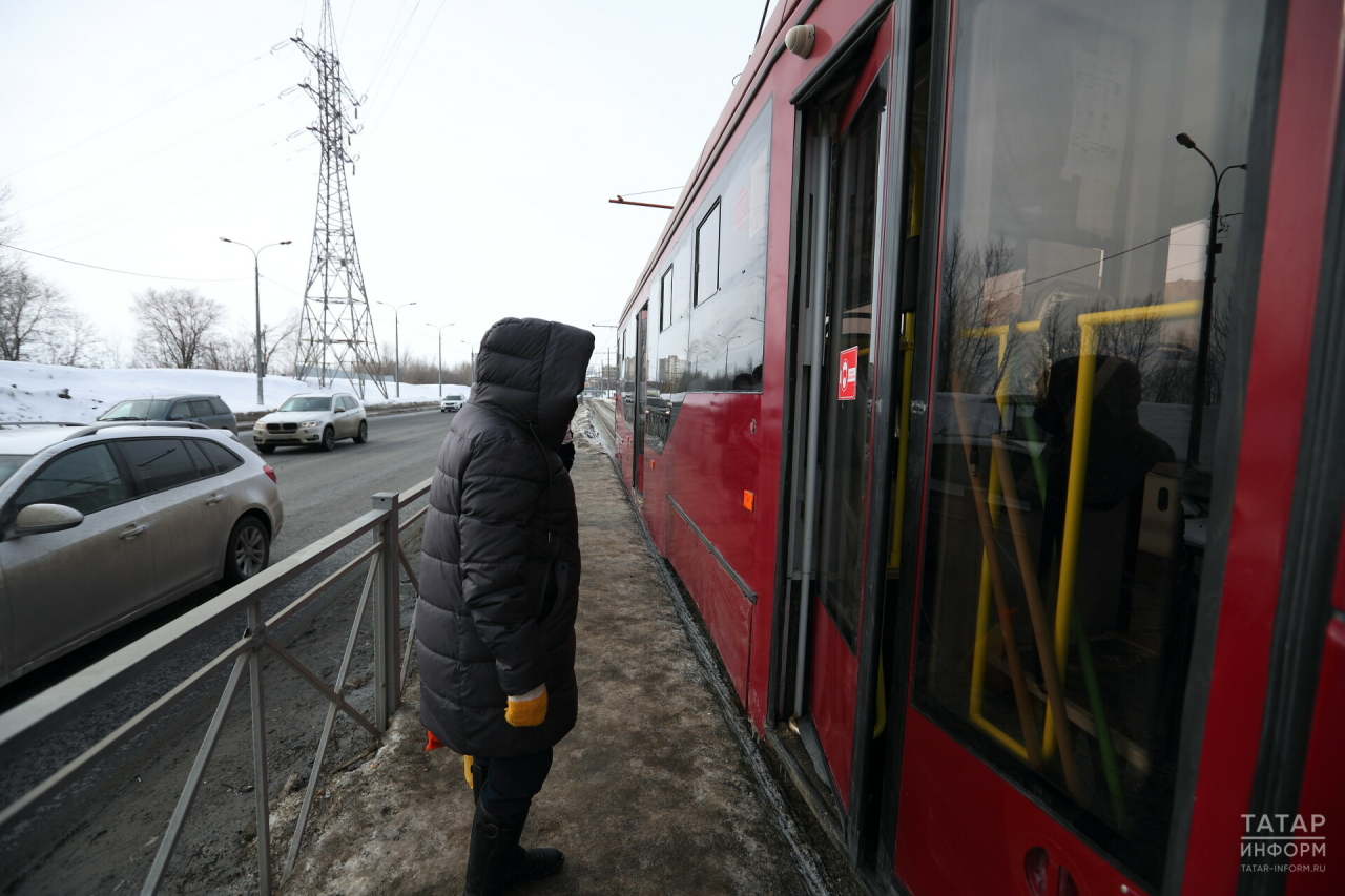 В Казани за месяц выявили более 120 безбилетников в электротранспорте