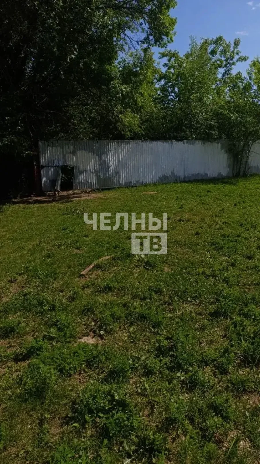 В Челнах подростки проникают в заброшенное здание в 11-м комплексе