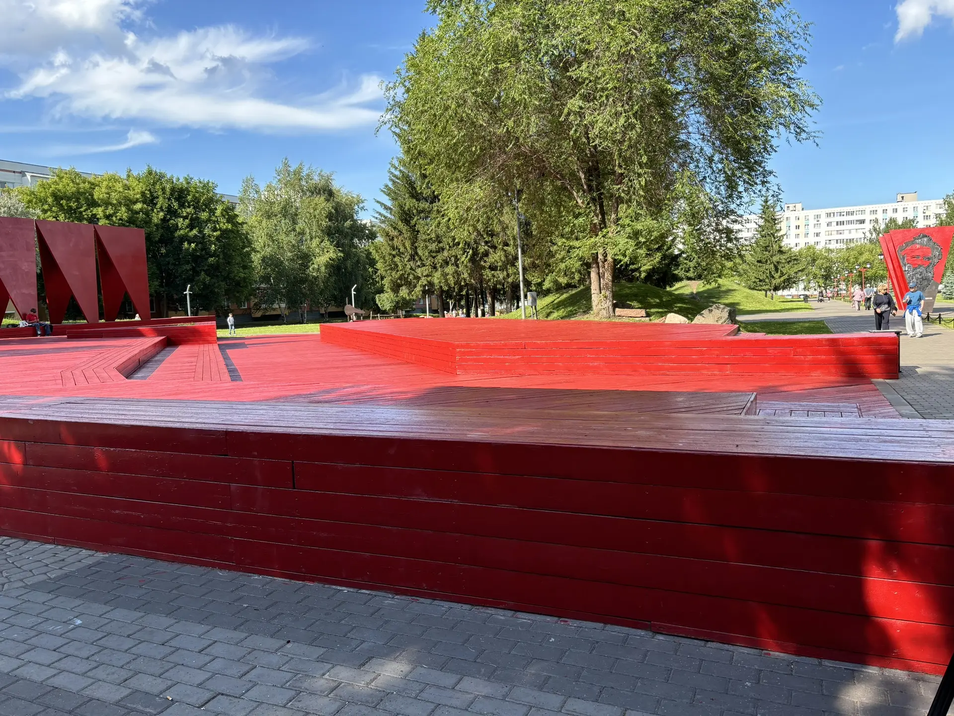 Шишкинский бульвар в Челнах преобразился к летнему сезону