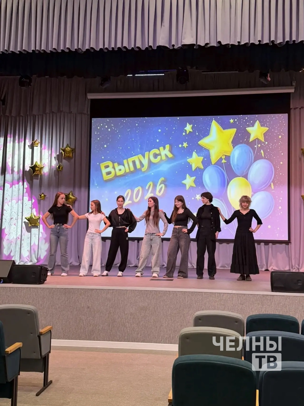 В школах Челнов началась подготовка к выпускным вечерам