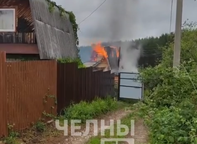 В СНТ «Прибрежный» потушили пожар в дачном доме