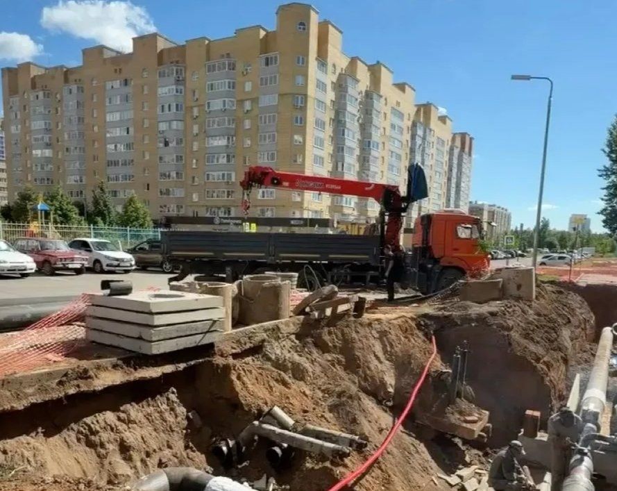 В 65-м микрорайоне реконструируют бесхозную теплотрассу