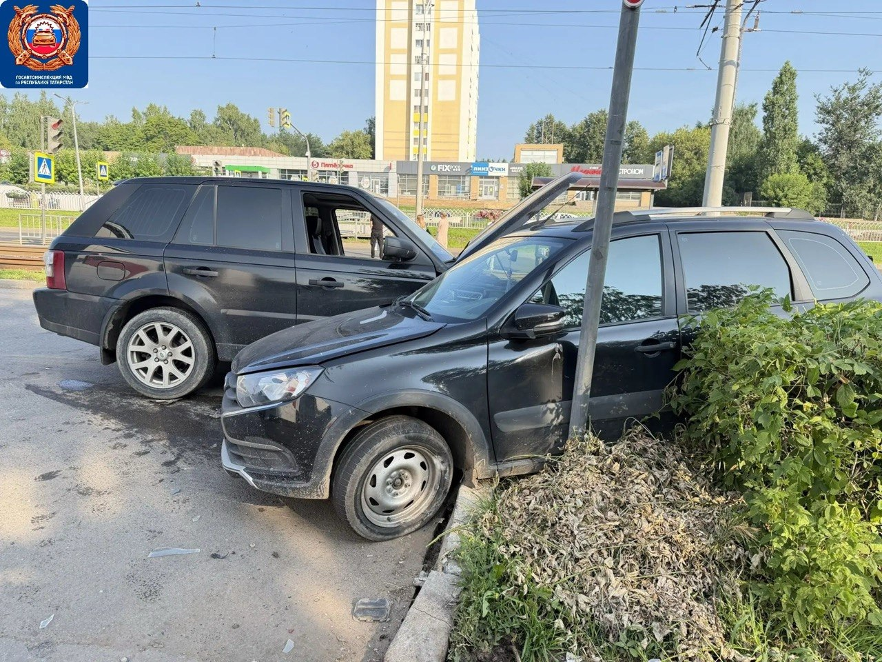 В Челнах после столкновения двух машин пострадала женщина