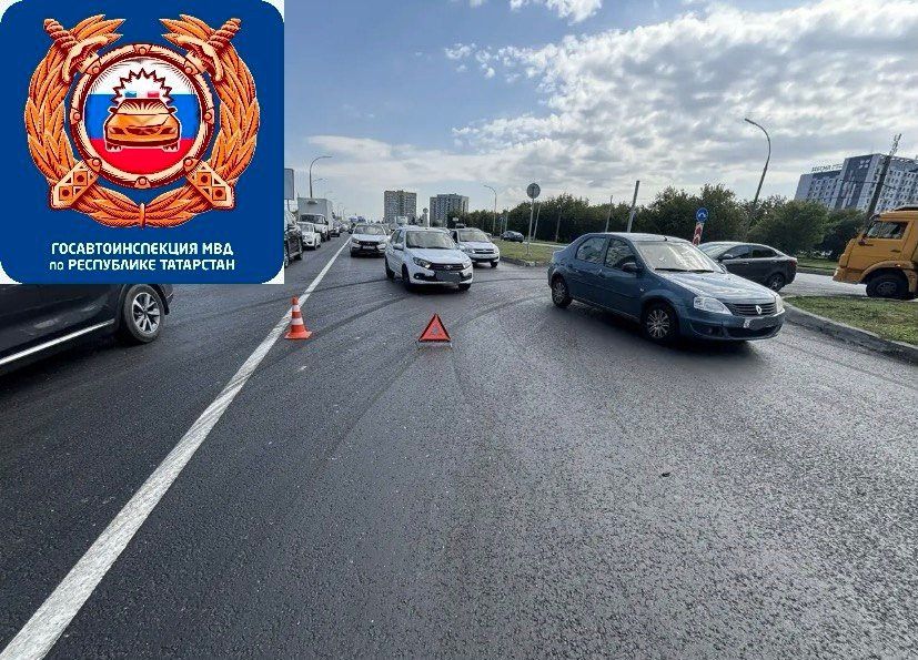 В Челнах при столкновении Renault и Lada пострадала пассажирка