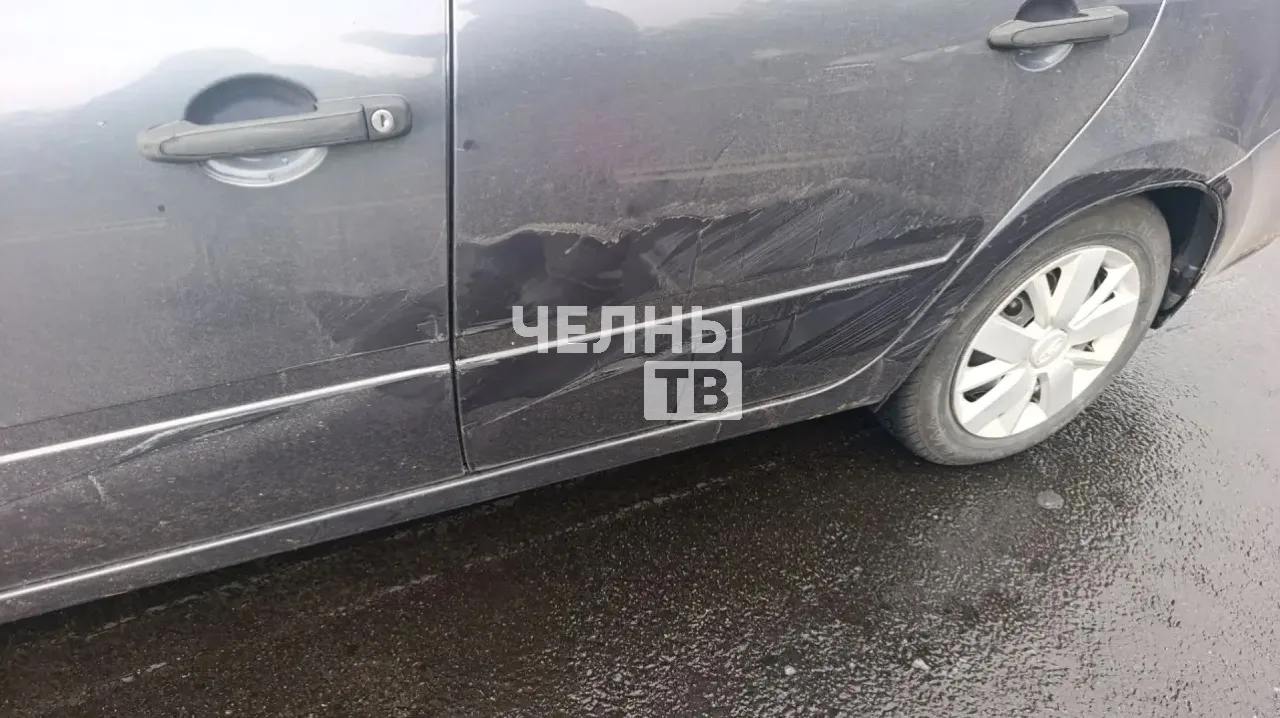 На проспекте Мира в Челнах столкнулись два автомобиля
