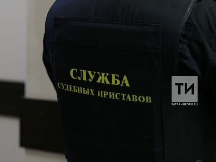 Мать «девочки-маугли» из Казани начала выплачивать алименты