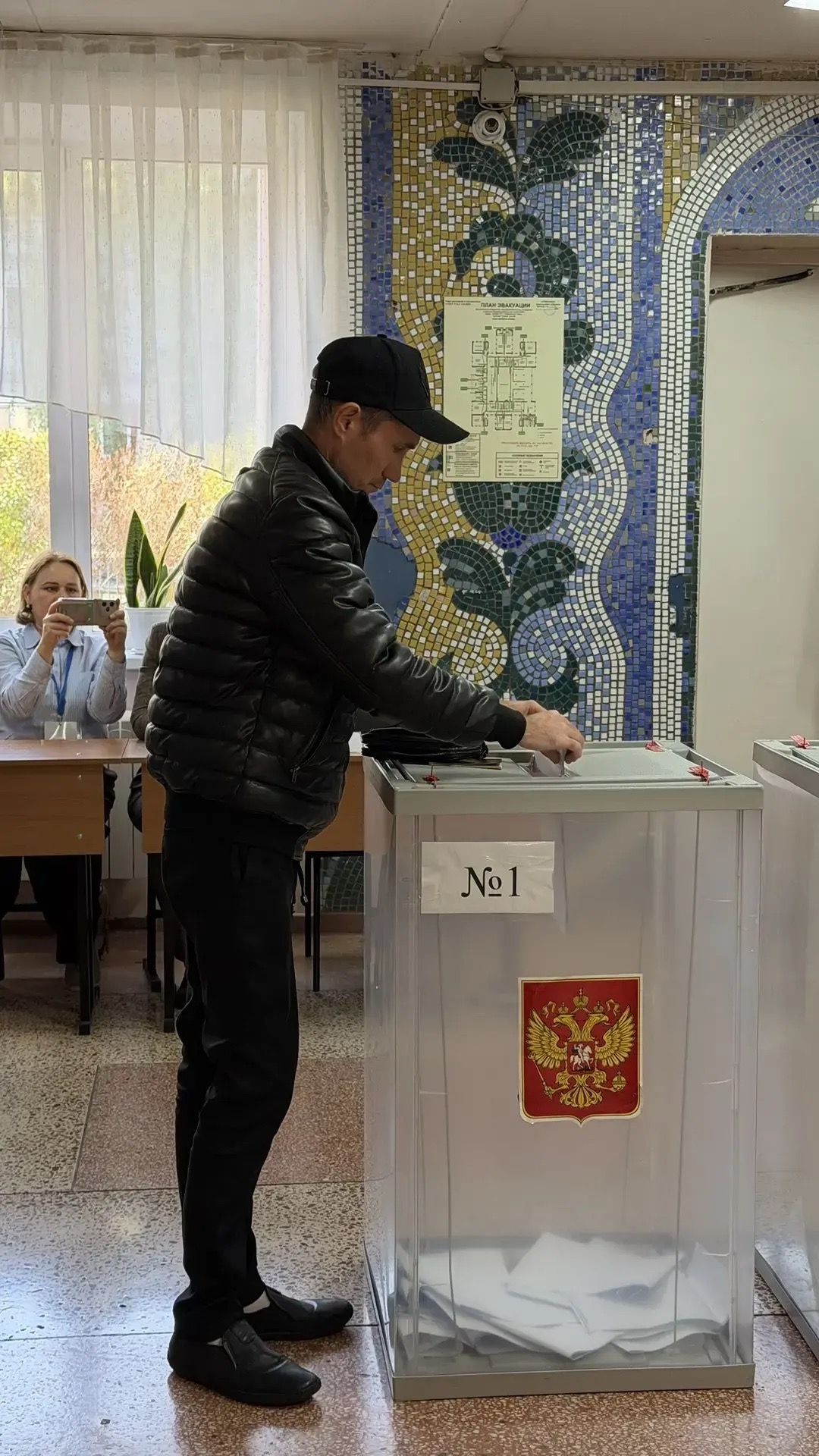На участке №2121 в первый день выборов проголосовали 35%