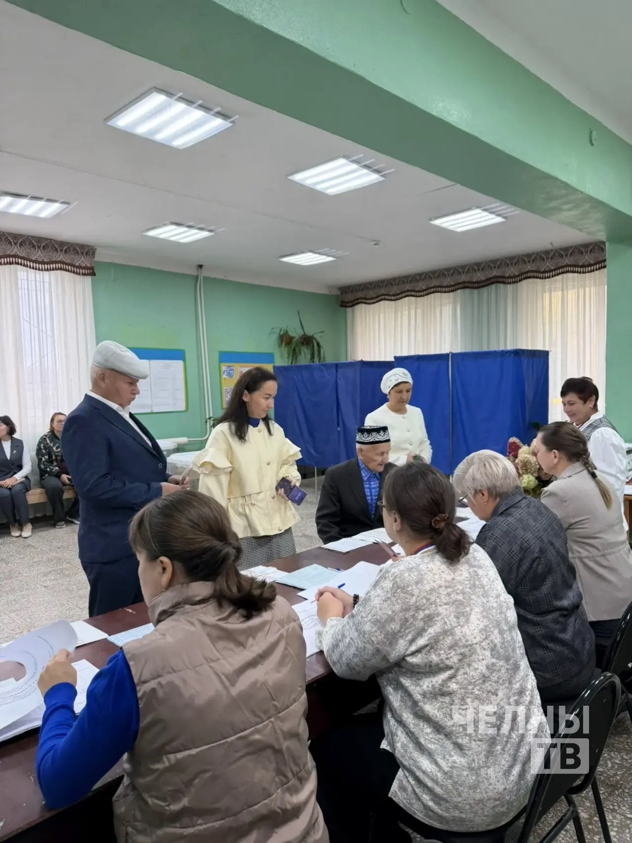 100-летний ветеран ВОВ Шаукат Ахметназипов пришел на выборы в Челнах