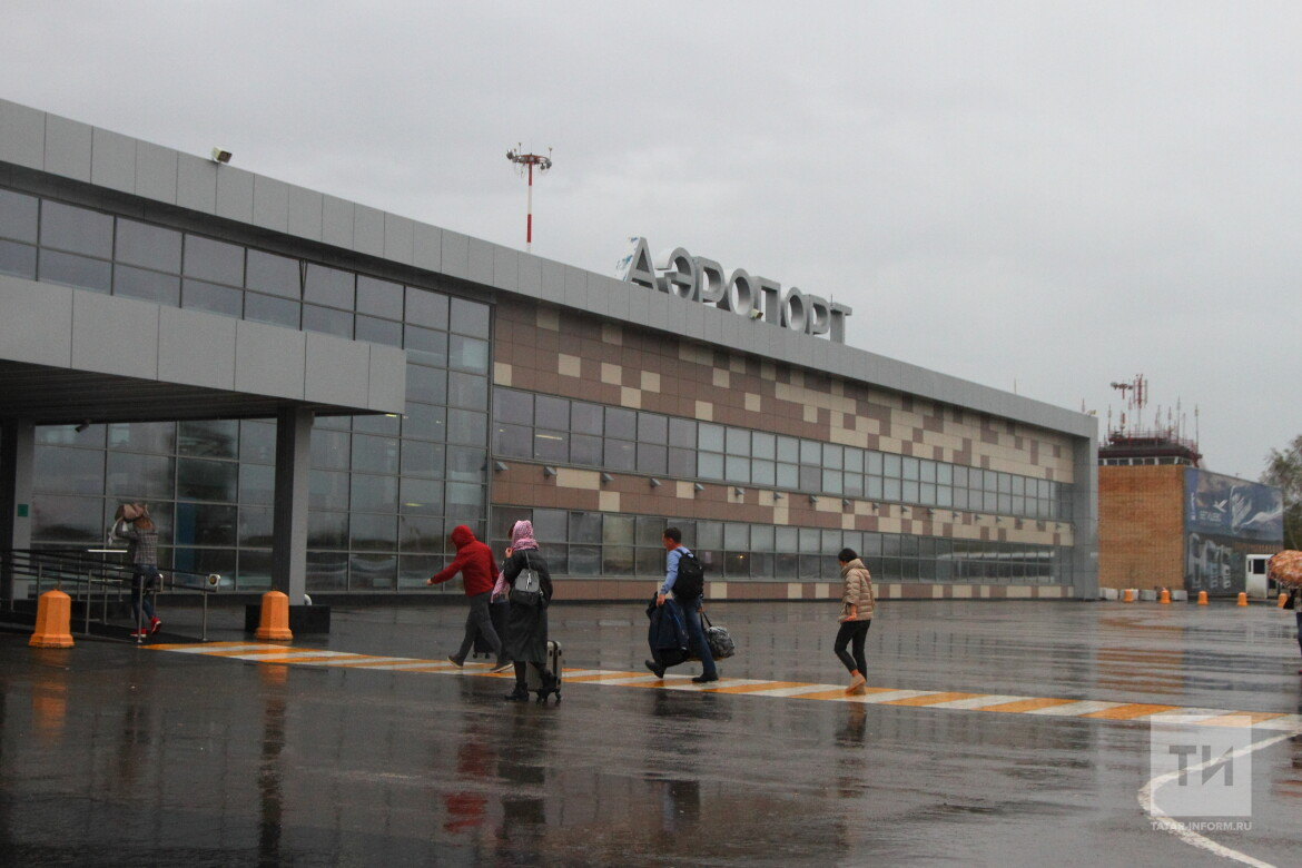 После падения женщины в аэропорту Бегишево исправили указатель