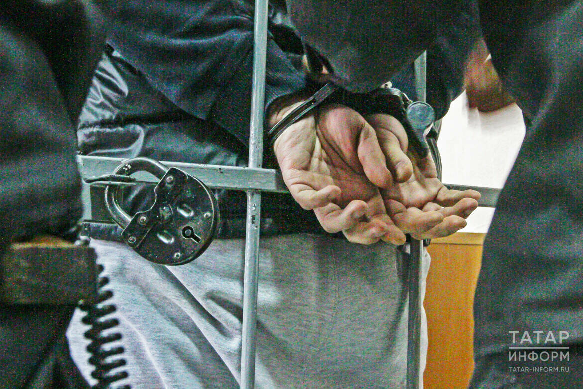 В Казани задержали мужчину, сорвавшего цепочку с шеи 62-летнего горожанина