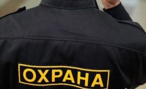 Охранник магазина в Казани сломал челюсть посетителю