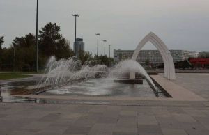 В Набережных Челнах запустили фонтаны