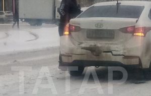 В Казани на улице Зорге грузовик врезался в легковой автомобиль