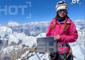 Российская альпинистка на пике Победы, по данным СМИ, могла погибнуть