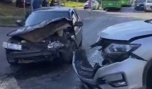 В Казани в ДТП с Nissan пострадали четыре человека