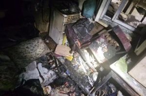 В Казани на пожаре в пятиэтажке спасли пожилого мужчину с ожогами