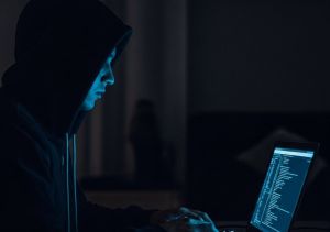 Ложный приз из соцсетей оставил жителя Челнов без денег