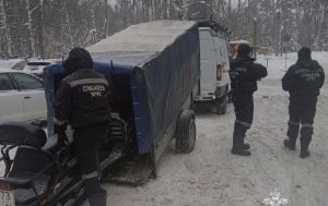 У Лебяжьего спасатели нашли в лесу пожилую лыжницу с болезнью Альцгеймера