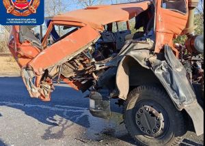 В Челнах автокран столкнулся с автобусом: пострадала пассажирка