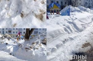 Жители поселка ГЭС в Челнах жалуются на горы снега у детской площадки