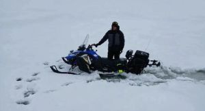 На Каме в Татарстане спасли рыбака со сломанным снегоходом