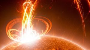 На Солнце произошла вспышка M2.8 с направленным на Землю выбросом плазмы