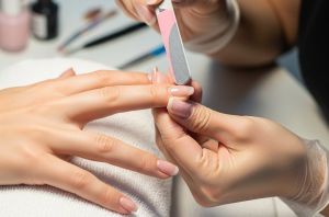 В России с 30 апреля вводят ГОСТ на маникюр